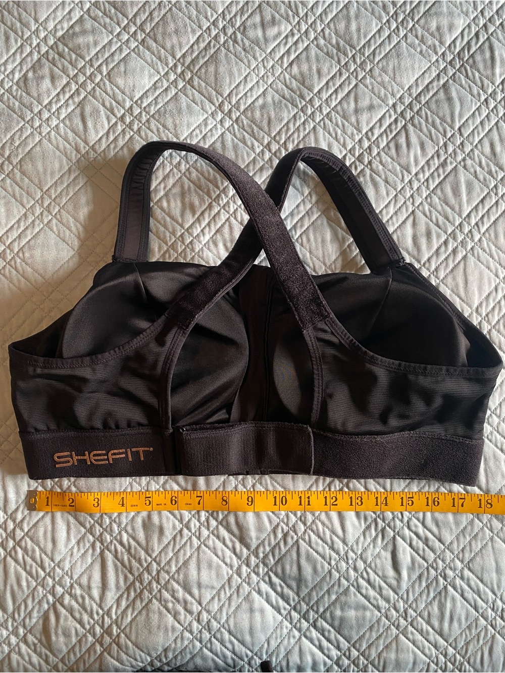 SHEFIT Black High-Support Front-Zip Sports Bra 3Luxe - Picture 6 of 6
